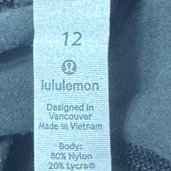 Lululemon Athletica Green camo Jogger - Picture 2 of 4